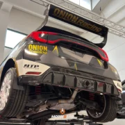 Diffusore posteriore scarico centrale in carbonio GR Yaris MK2