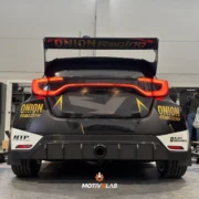 Diffusore posteriore scarico centrale in carbonio GR Yaris MK2