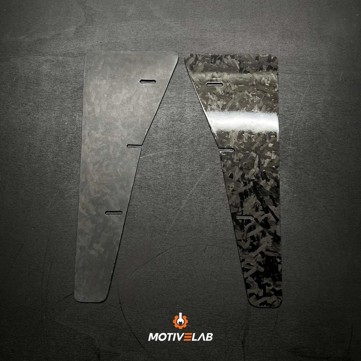 Paraspruzzi anteriori in carbonio forgiato GR Yaris MK1/MK2