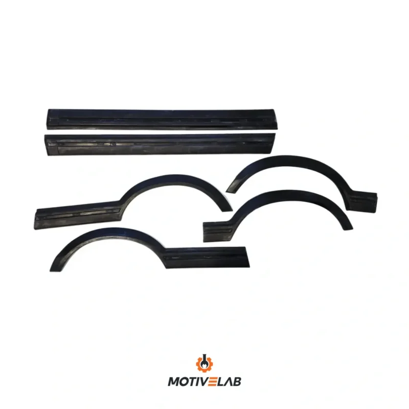 E574-E575- Peugeot 205 GTI 1.9 Door Moulding and Tailpiece Kit