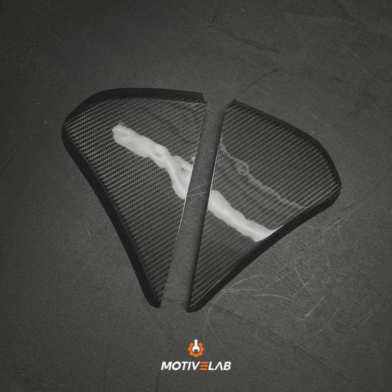 Carbon fibre side trim for the dashboard of the Audi TT / TTS / TT RS 8S MK3