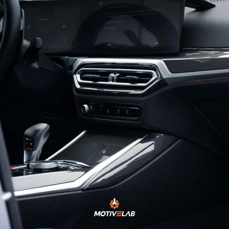 Carbon fibre dashboard for the BMW M2 G87, M3 G80/G81, M4 G82/G83 and BMW 3 Series G20/G21