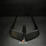Carbon-fibre front splitters and front aprons for the Golf 7 R or GTI/GTD
