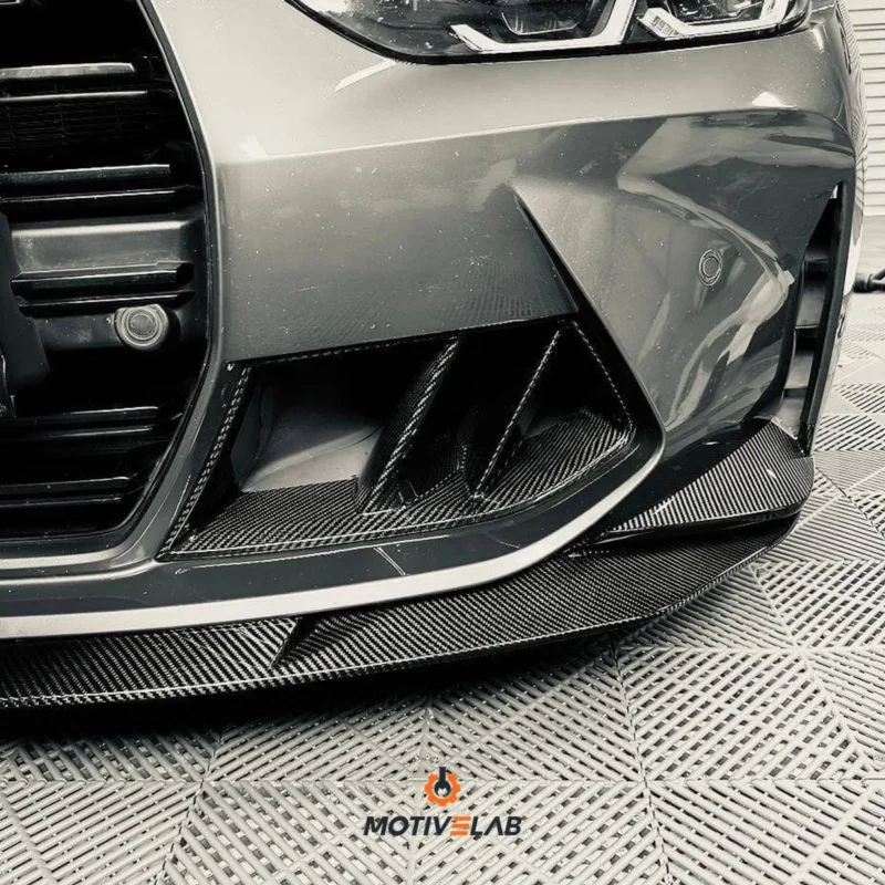 BMW M3 G80/G81 and M4 G82/G83 front air intake inserts in carbon fibre