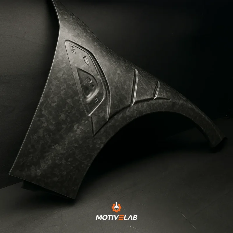 Ventilated front mudguards in forged carbon fibre for the BMW G8X M3/M4