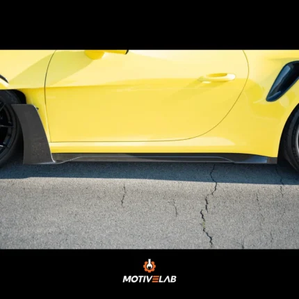 Side Skirts with Carbon Fibre Struts for the Porsche 911 GT3 RS 992