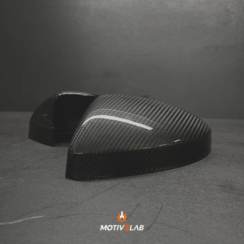 Carbon-fibre wing mirror caps for the Audi TT / TTS / TT RS 8S MK3