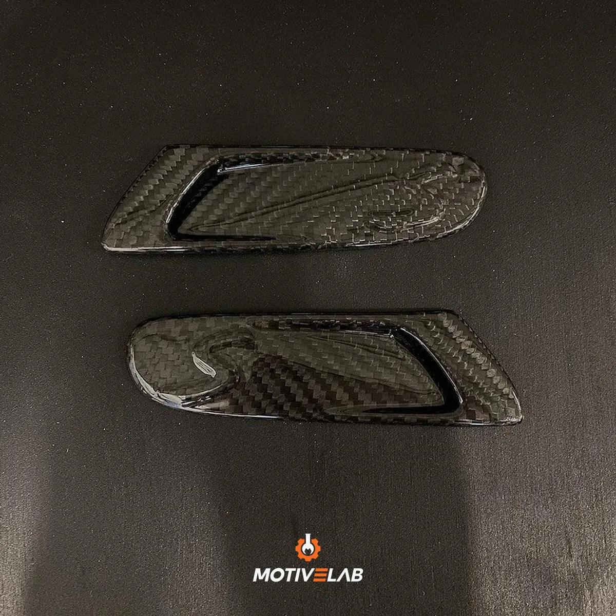 Side Scuttle in carbonio MINI F55 / F56 / F57 / GP3