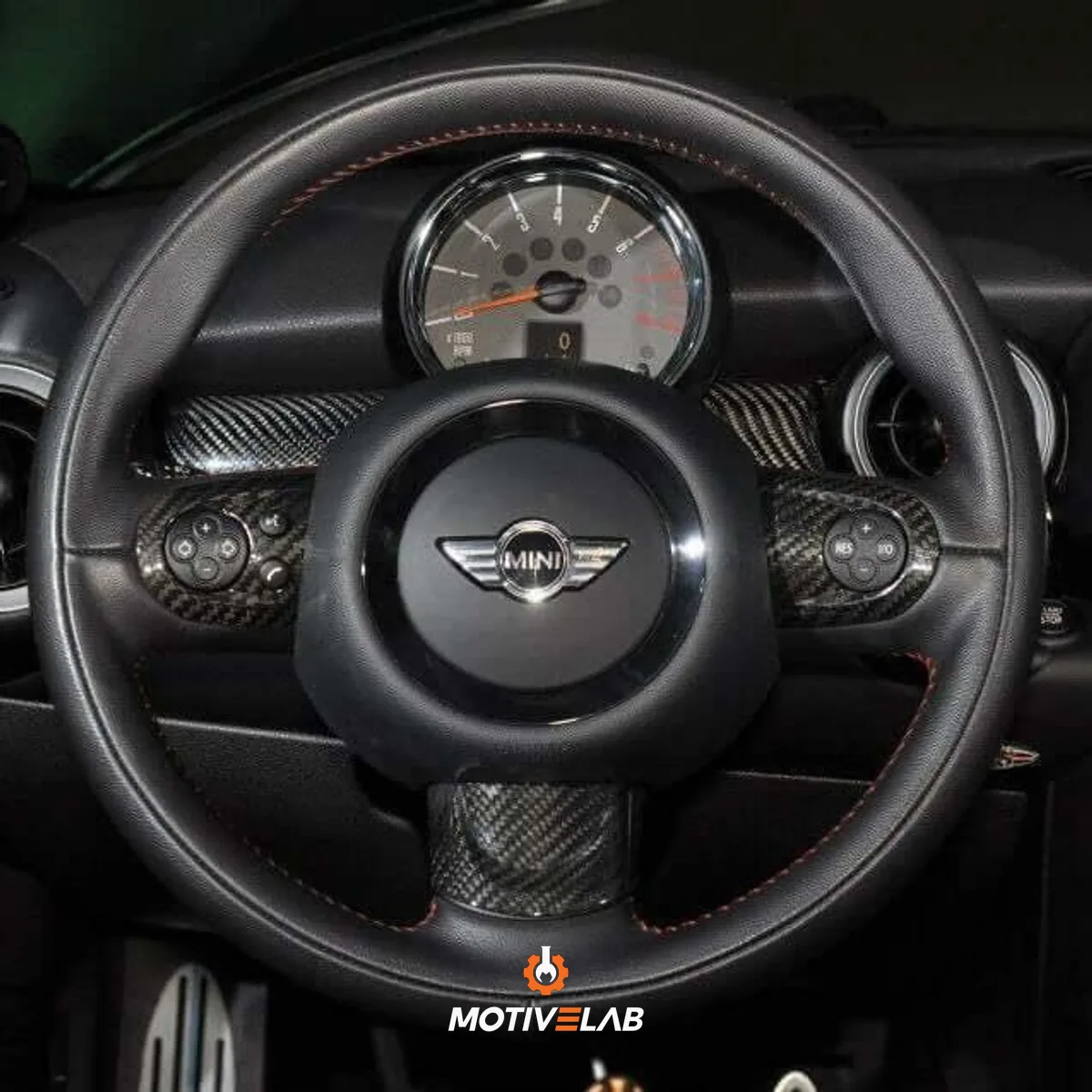 Finiture del volante in carbonio MINI R55 / R56 / R57 / R58 / R59 / R60 / R61