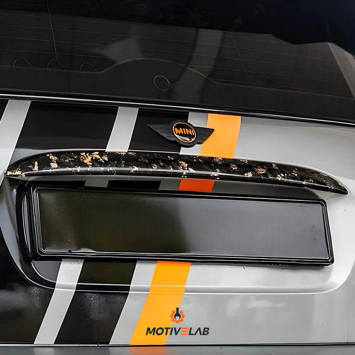 Maniglia bagagliaio in carbonio forgiato MINI R53