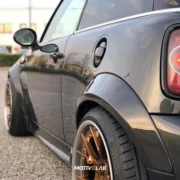 Passaruota larghi in carbonio MINI R55 / R56 / R57 / R58 / R59