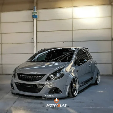 Wide carbon fibre wheel arches for the Opel Corsa D OPC