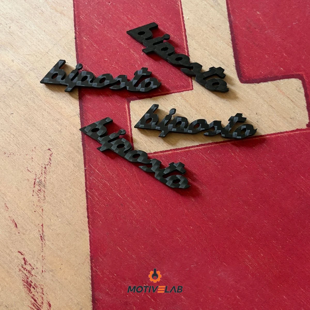 Badge Carbonio Scritta Modello Abarth — foto 1
