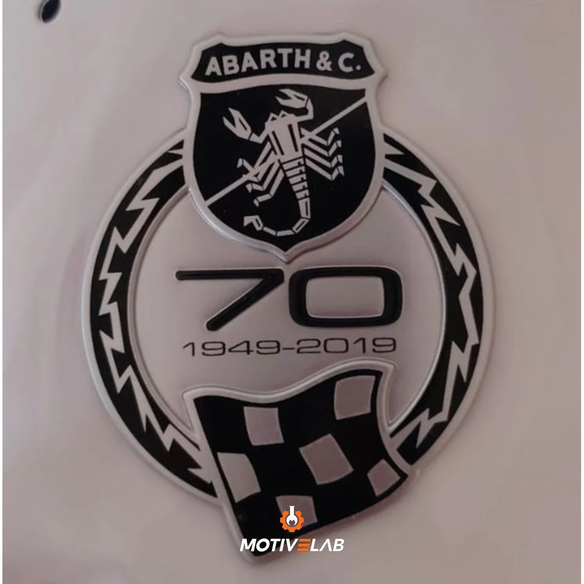 Badge Gamma 70th Abarth 595 — foto 3