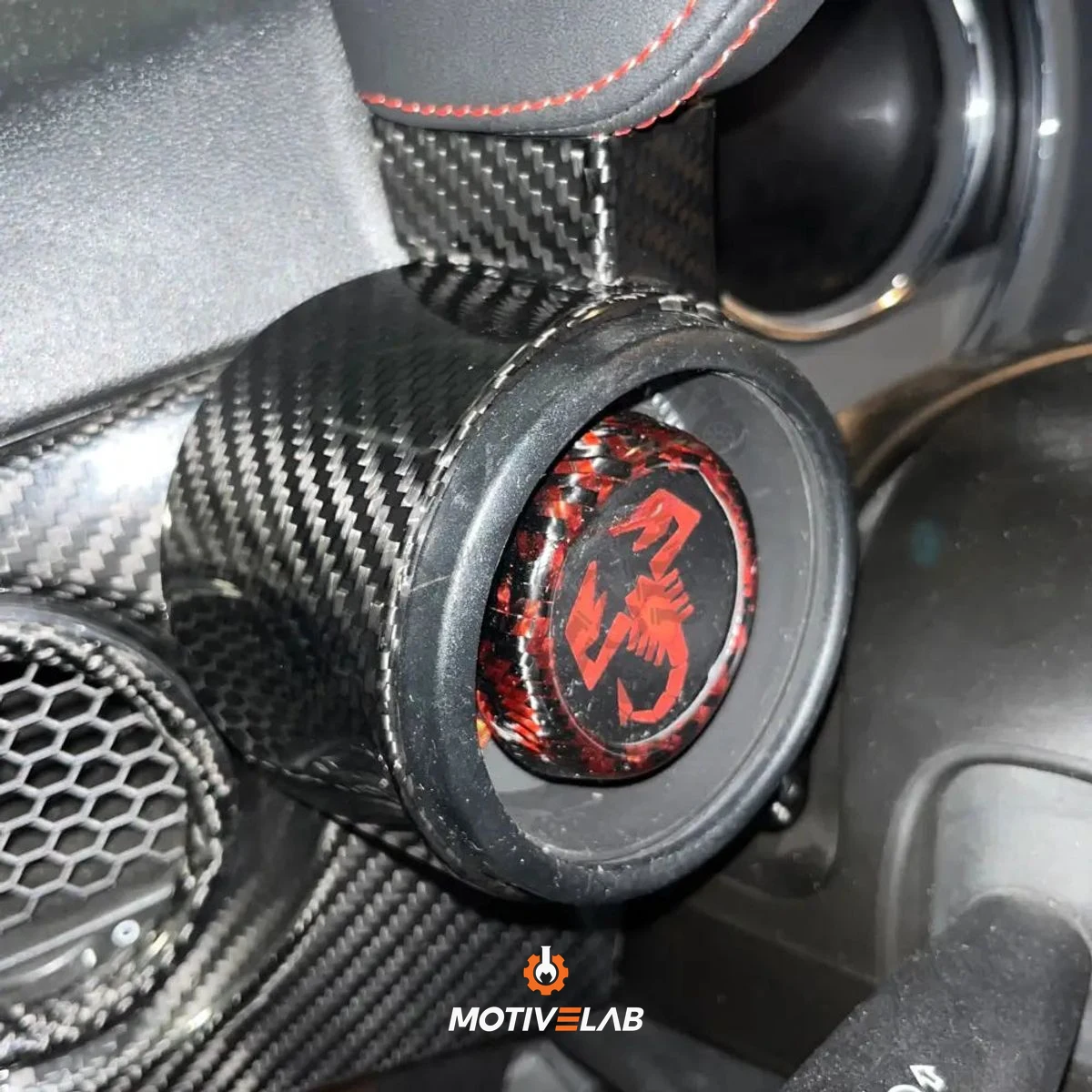 Cover Carbonio Alloggiamento Manometro Turbo Abarth 500 — foto 1