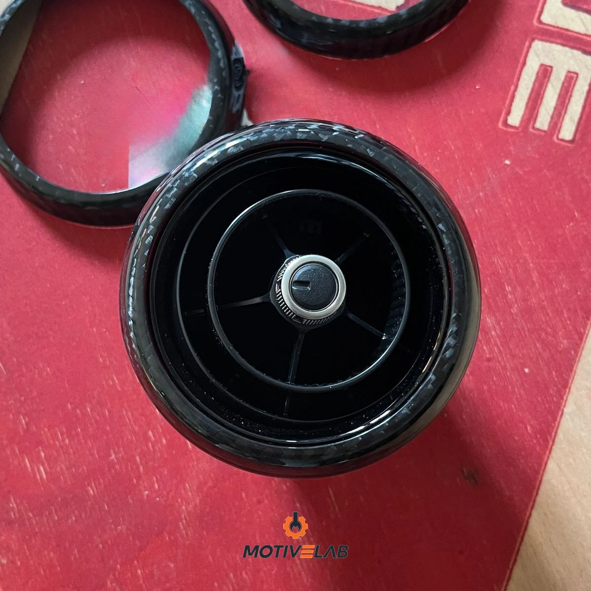Carbon Fibre Air Vents for the Abarth 124 Spider — photo 2