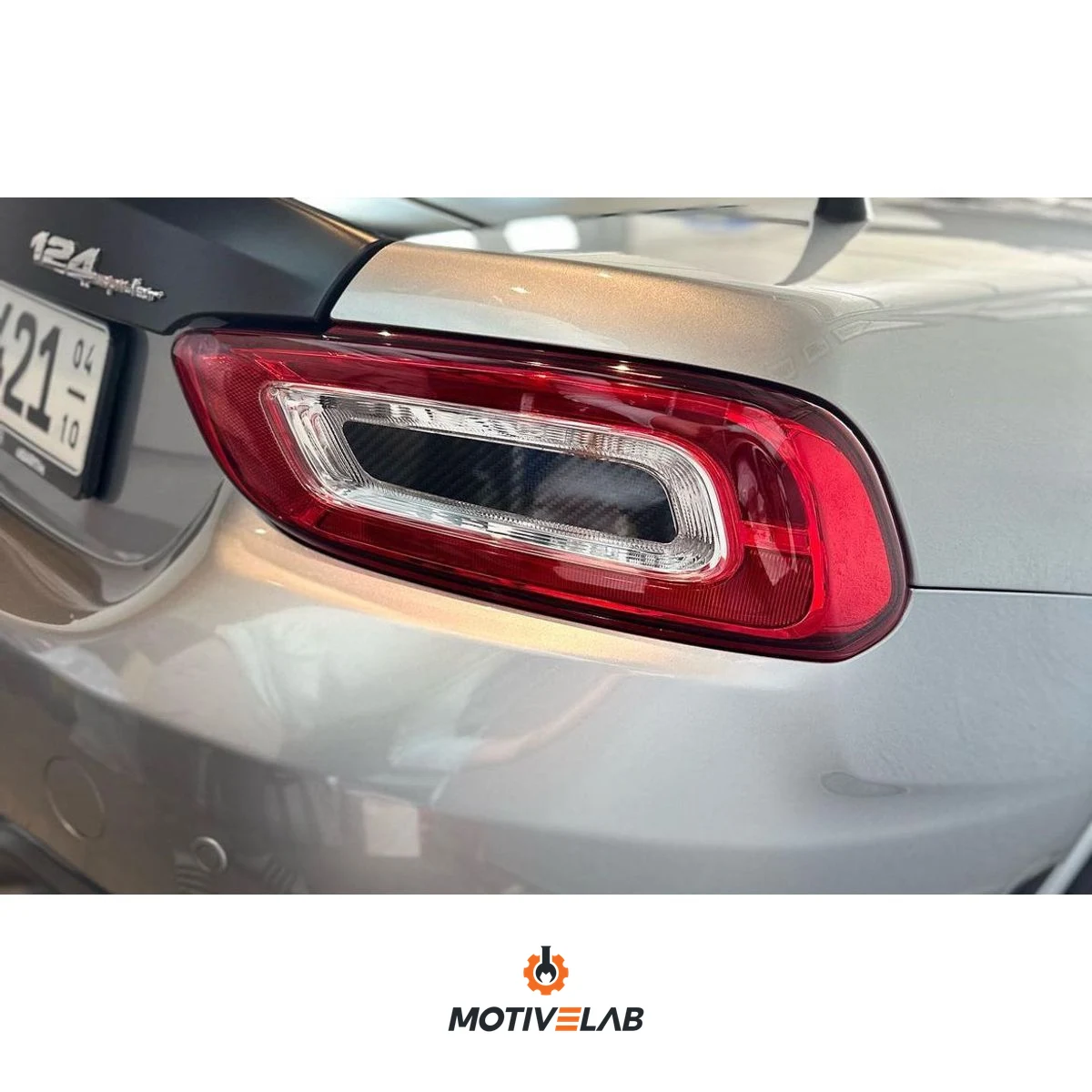 Carbon Fender Covers for the Abarth 124 Spider — photo 1