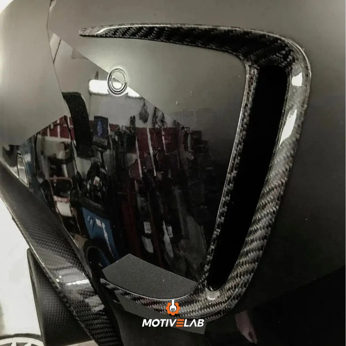 Carbon Fibre Rear Bumper Cover for Pre-Restyling Abarth 500 — photo 2