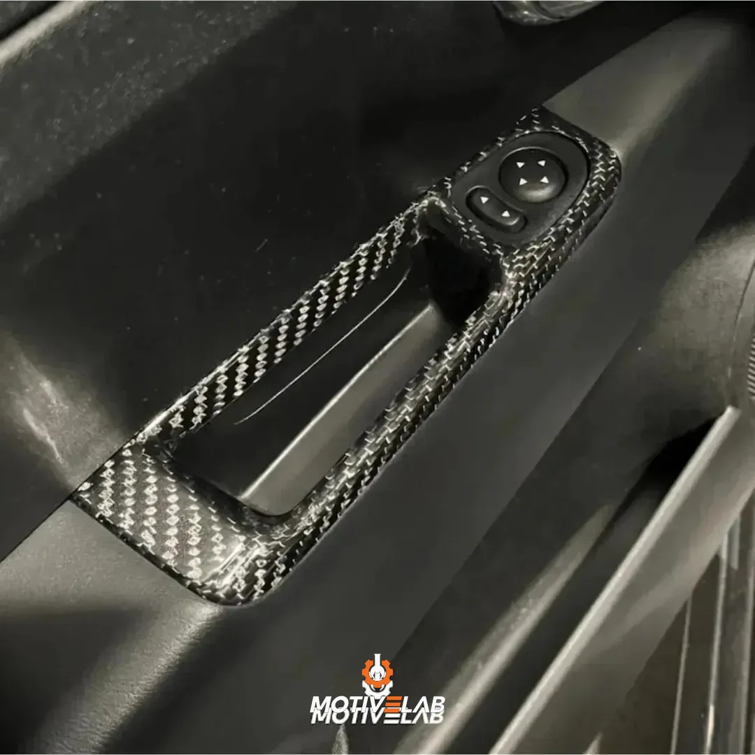 Abarth 595 Carbon Fibre Armrest Cover — photo 3
