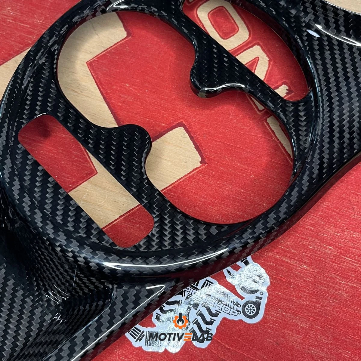 Abarth 595 Restyling Carbon Tunnel Cover — photo 2