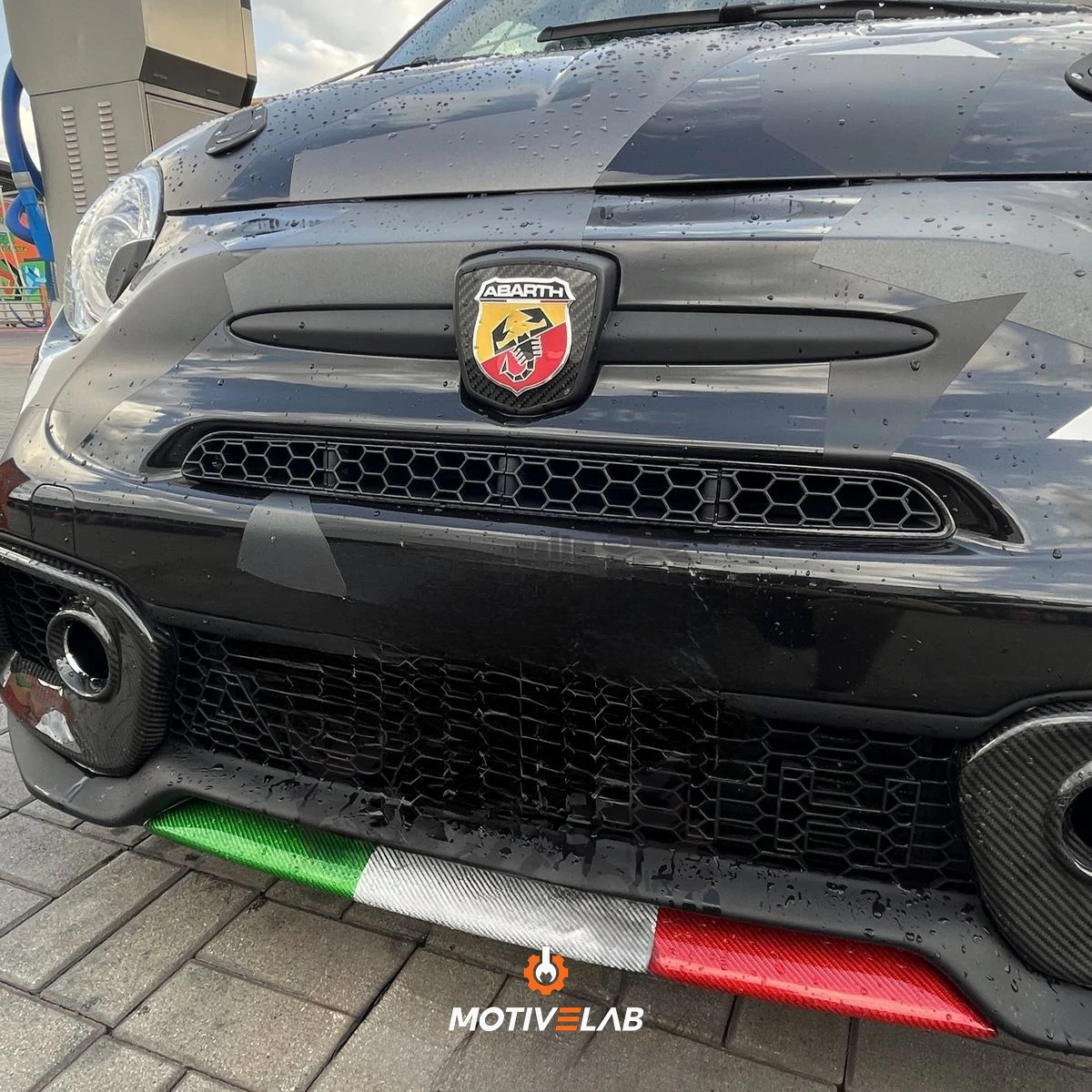 Abarth 595 Honeycomb Grille — photo 2
